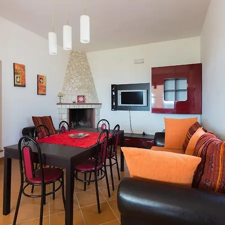 Badessa Villa *